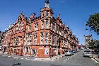 A Picture of The Old Courts Building